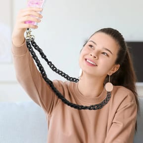 Moxie Bijou de Téléphone Chaîne Grosse Maille 120cm Série Ibiza Noir — image 3