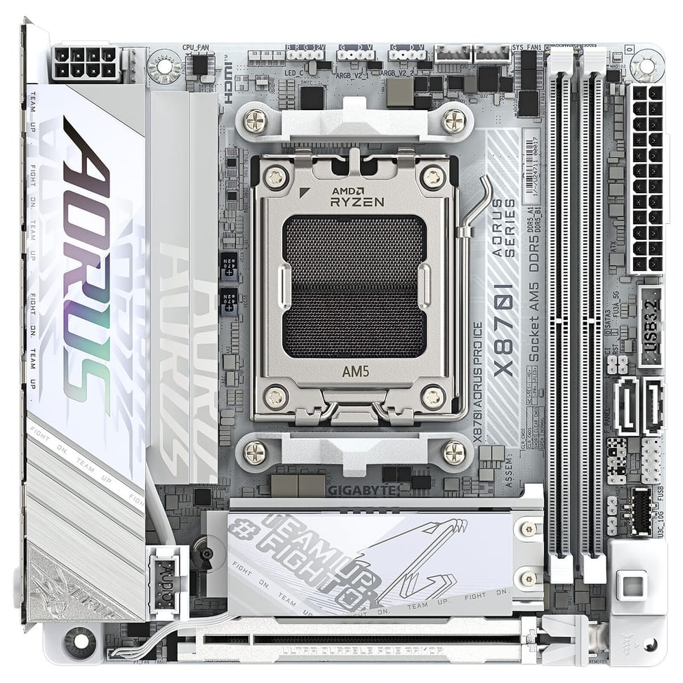 Gigabyte X870I AORUS PRO ICE — image 3