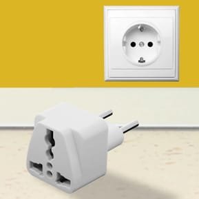 Avizar Multi-adaptateur Royaume-Uni, Amérique, Caraïbes vers Prise Type C - Blanc — image 3
