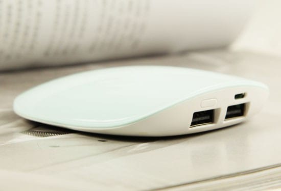 Batterie de secours VORSON SHELL pour iPad, iPod, et iPhone - 3000 mAh