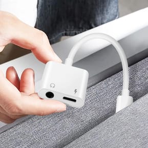 Enkay Adaptateur USB-C vers Audio Jack 3.5mm + Charge USB-C Design Compact Blanc — image 3