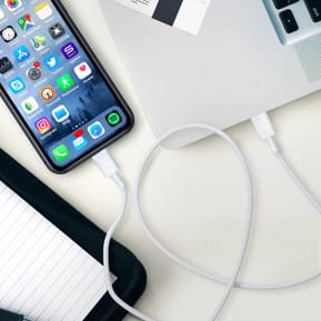 Mayaxess Câble iPhone USB-C vers Lightning – 1 mètre Blanc — image 3