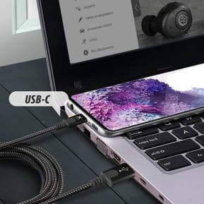 Xtorm Câble USB vers USB type C 1m Charge et Synchronisation Nylon Tressé Noir — image 3