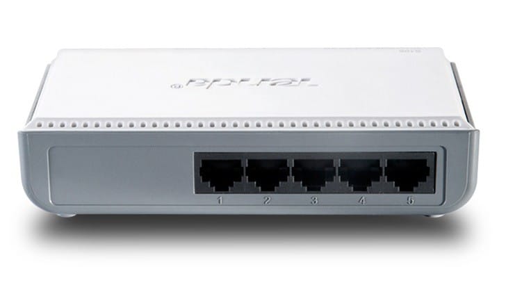 Switch Non Administrable Tenda S105 5-Port 10/100