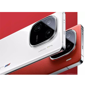 vivo iQOO 12