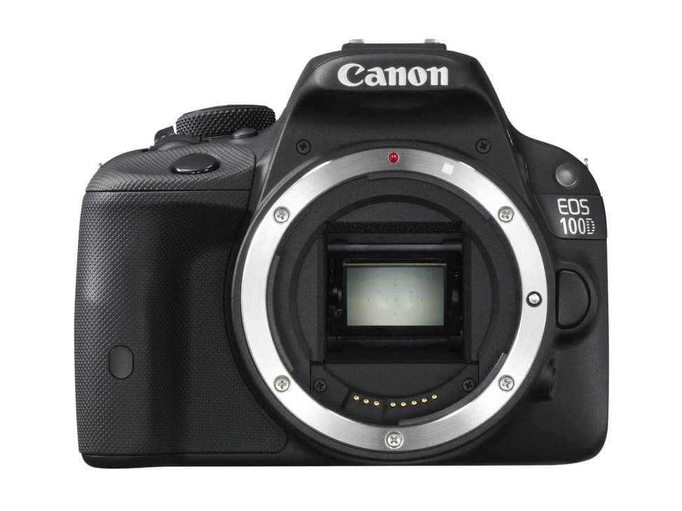 Reflex Canon EOS 100D + Objectif + Sac à dos et Trépieds Vanguard
