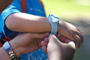 Bracelet de surveillance pour les enfants Tracker BeLuvv Guardian - Bluetooth 4.0 ( jusqu'à rayon de 45 mètres) — image 7