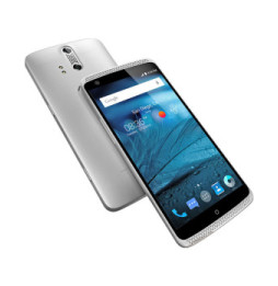 ZTE Axon