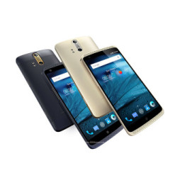 ZTE Axon
