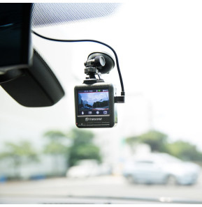 Enregistreur vidéo pour véhicule Transcend DrivePro 100 Full HD LCD 2.4" - Support avec ventouse avec carte mémoire 16GB offerte