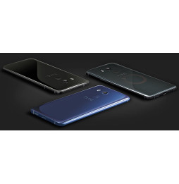 HTC U11+