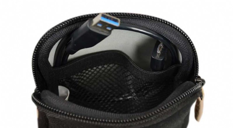 Pochette universelle pour les disques durs 2,5'', batterie de secour ou GPS - Port Designs