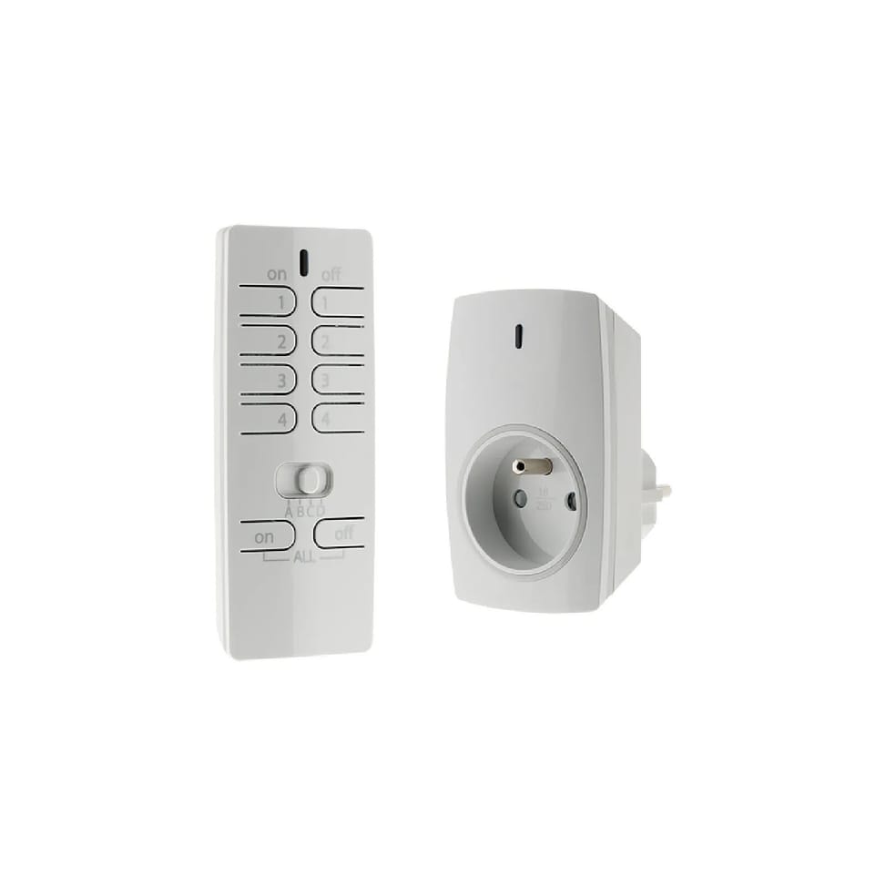 Prise connectée avec télécommande 16 canaux - Otio — image 4