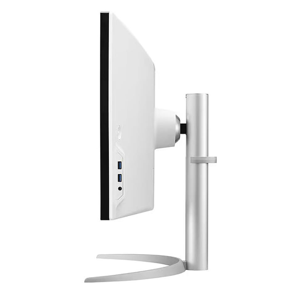 LG 49" LED - 49WQ95C-W — image 3