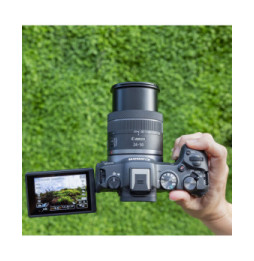 Appareil photo hybride Canon EOS R8 + batterie de rechange