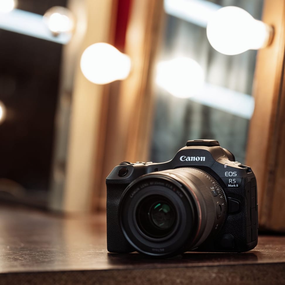 Boîtier de l'appareil photo hybride Canon EOS R5 Mark II — image 10
