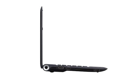 PC portable Sony Vaio VPCYB35AF/B +  sacoche VAIO DICOTA + Clé USB Sony 8GB Microvault