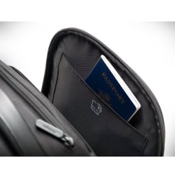 Sac à dos Kensington Contour 2.0 Executive pour ordinateur portable 14'' (K60383EU)