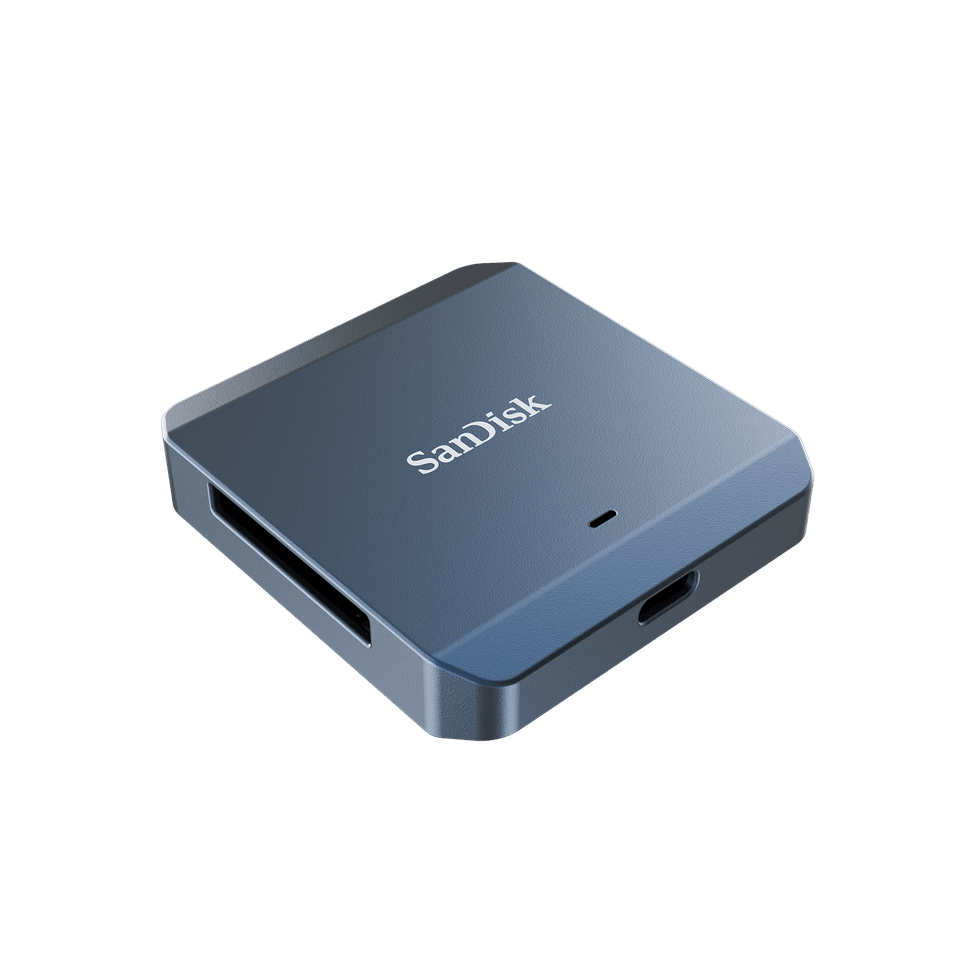 Enregistreur à carte SanDisk PRO-CINEMA CFexpress Type B compatible avec MagSafe — image 3