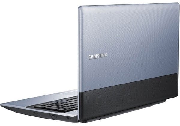 PC portable Samsung RV520