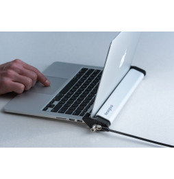 Station de sécurité Kensington 2.0 pour ordinateurs 11 à 15.6’’ (K64453WW)