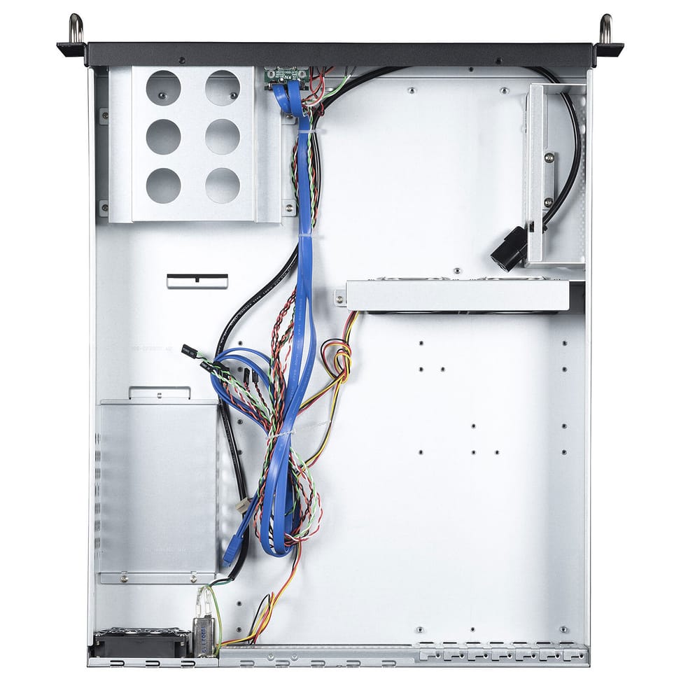Chieftec Boîtier 19" rackable 2U profondeur 557 mm — image 4