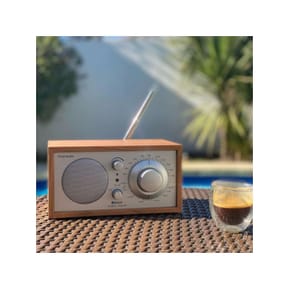 Tivoli Audio Enceinte Numérique Radio AM/FM/AUX Modèle One en Bois Marron — image 3