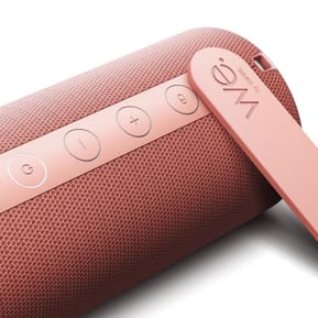 Loewe We. HEAR 1 Coral Red — image 4
