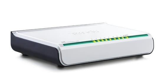 Switch Non Administrable Tenda 8-Port 10/100Mbps