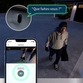 Arlo Pro 5 Spotlight - Pack 2 Caméras - Blanc (VMC4260P) — image 5