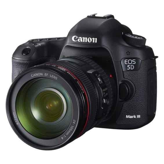 Reflex Canon EOS 5D Mark III + Objectif 24-105mm