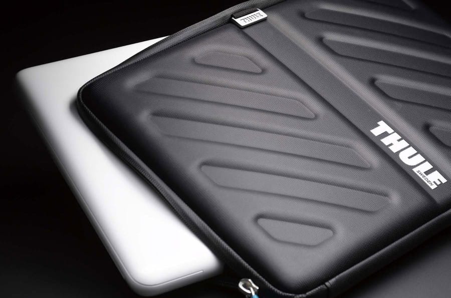 Thule Luggage Gauntlet 13" MacBook Sleeve - Noir