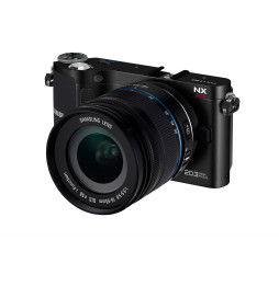 Appareil photo Samsung  NX200 - 20MP (EV-NX200ZDABME)