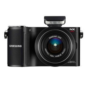 Appareil photo Samsung  NX200 - 20MP (EV-NX200ZDABME)
