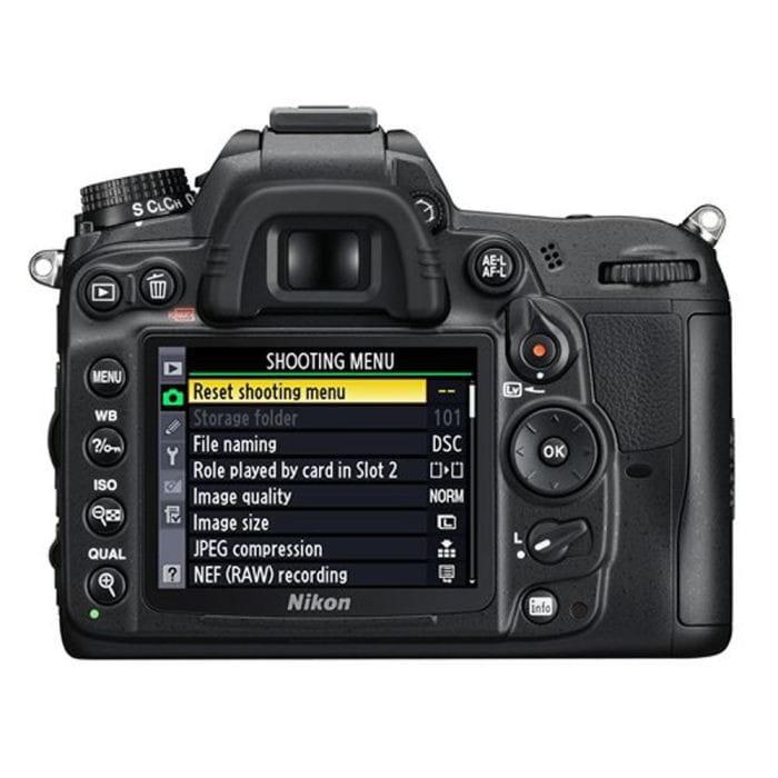 Reflex Nikon D7000 Boîtier nu
