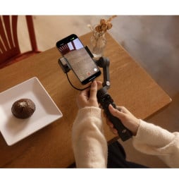 Stabilisateur pour téléphone DJI Osmo Mobile 7P (CP.OS.00000401.01)