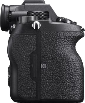 Appareil photo hybride Sony Alpha 7R IV (4548736128538) — image 8