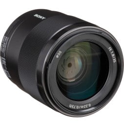 Objectif Sony FE 35mm F/1.8...