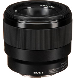 Objectif Sony FE 50mm  f/1.8 (4548736033092)