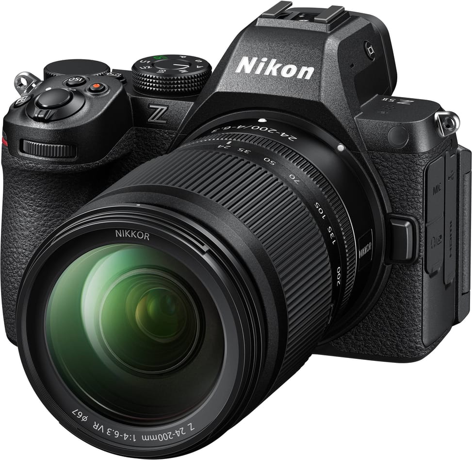 كاميرا بدون مرآة Nikon Z5II + عدسة Nikkor Z 24-200 f4-6.3 VR (4960759917409) — صورة 1
