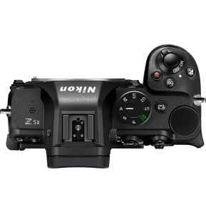 Appareil photo hybride Nikon Z5II + Objectif Nikkor Z 24-200 f4-6.3 VR (4960759917409)