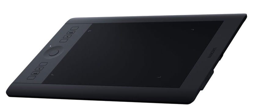لوح رسم احترافي متعدد اللمس Wacom Intuos Pro Medium (PTH-651-FRNL) — صورة 3