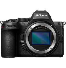 Appareil photo hybride Nikon Z5II + Objectif Nikkor Z 24-50mm f/4-6.3 (4960759920355)