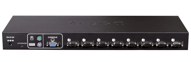 Switch Administrable D-LINK 24 ports PoE 10/100/1000 Mbps plus 2 ports SFP Gigabit et 2 ports SFP+ 10 G