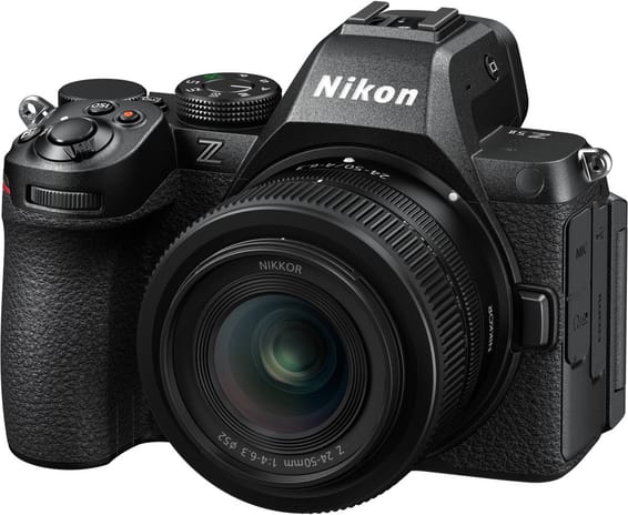 Appareil photo hybride Nikon Z5II + Objectif Nikkor Z 24-50mm f/4-6.3 (4960759920324)