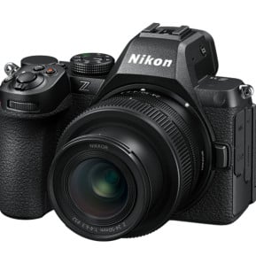 Appareil photo hybride Nikon Z5II + Objectif Nikkor Z 24-50mm f/4-6.3 (4960759920324)