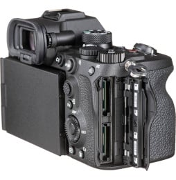 Appareil photo hybride Sony Alpha 7R V boîtier nu (ILCE-7RM5)