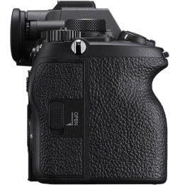 Appareil photo hybride Sony Alpha 7R V boîtier nu (ILCE-7RM5)