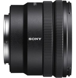 Objectif Sony E PZ 10-20mm F4 G (4548736132160)