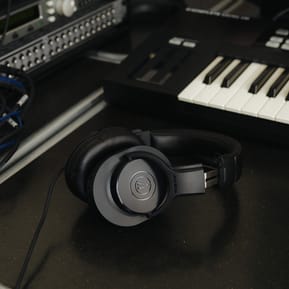 سماعة رأس استوديو مغلقة للمراقبة الصوتية Audio-Technica ATH-M20X — صورة 4